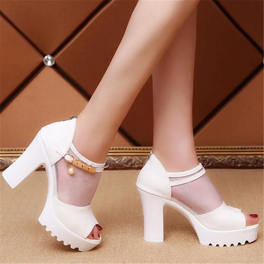 2024 Women Gladiator Sandals Square High Heels Summer Breathable Shoes Ladie Sexy Hollow Out Peep Toe Back Zip Pumps Black White