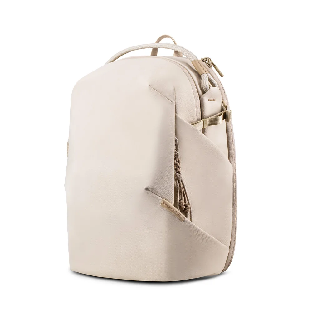 16L white