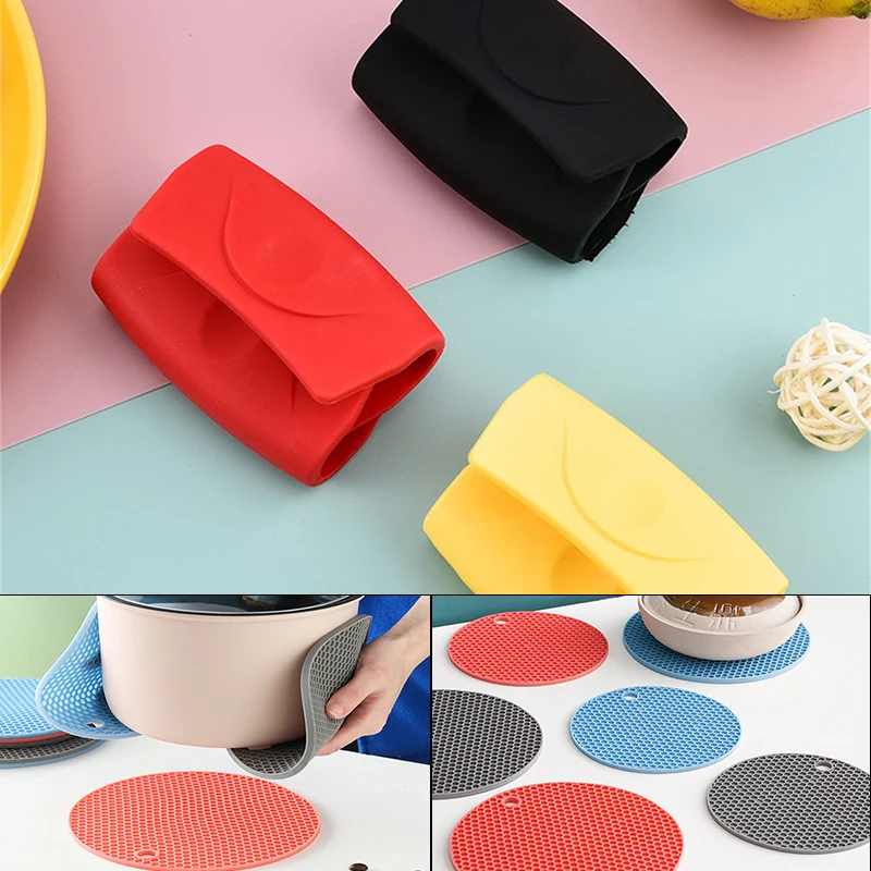 Silicone Anti Scalding Handle Oven Casserole Ear Pot Pan Heat Insulation Holder Gloves Kitchen Tools Bowl Holder Clips
