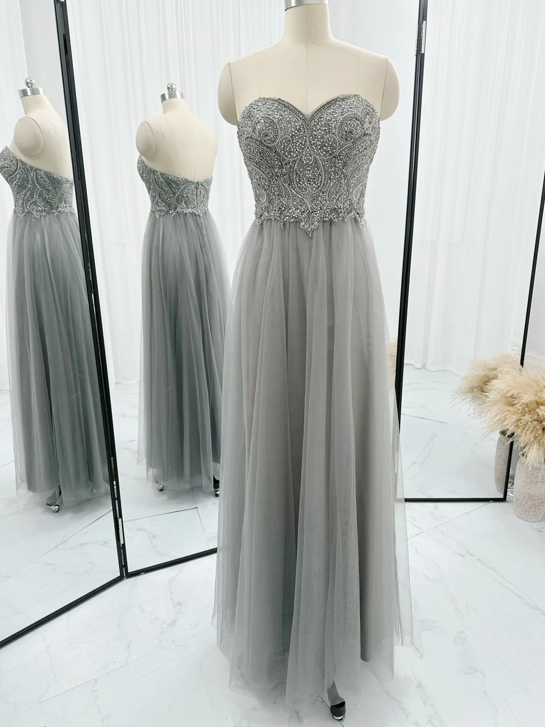 Gray Tube Top Heavy Work Beaded Net Yarn Zipper Back To Collect Waist Evening Dress M1156