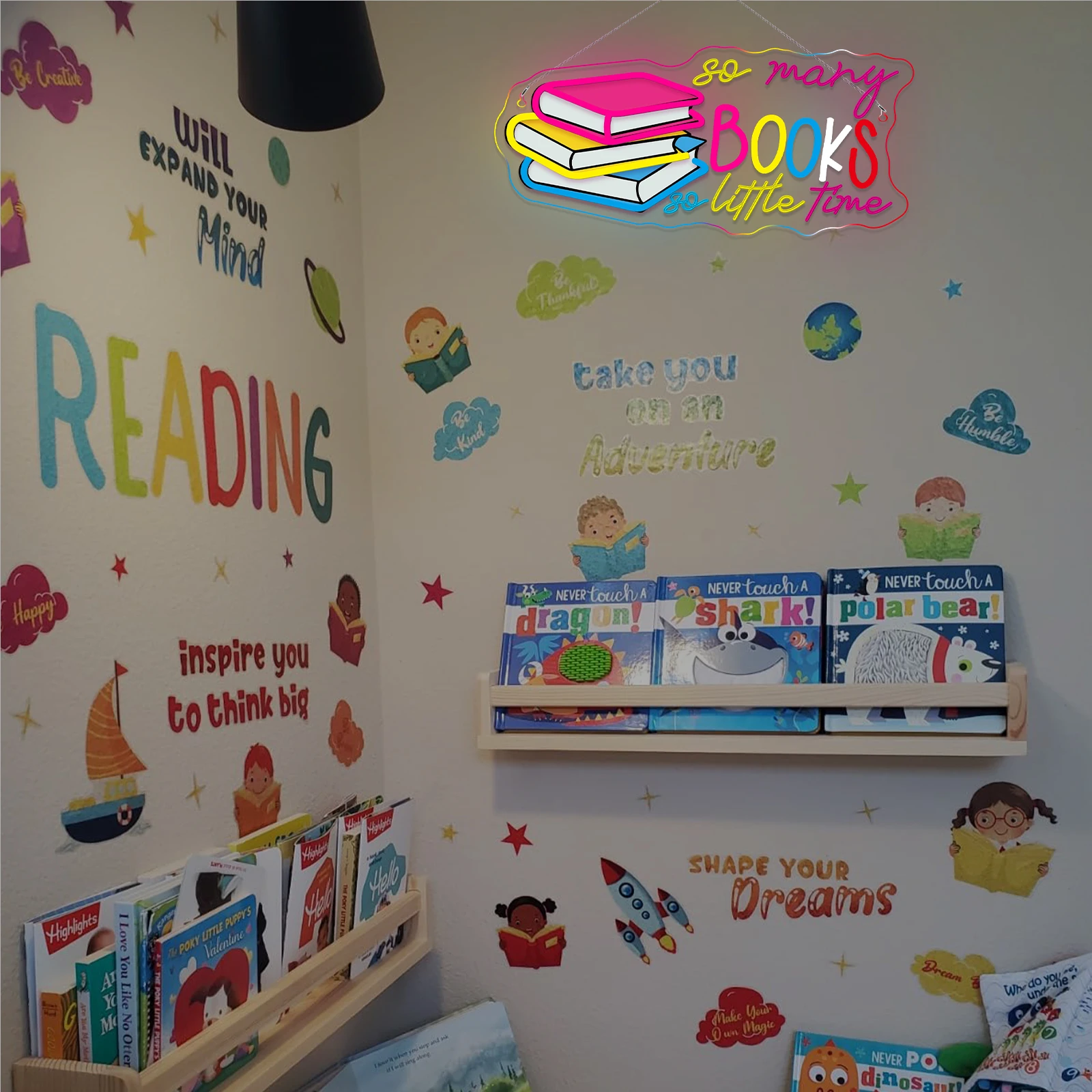 الكثير من الكتب لزوايا قليلاً من النيون للقراءة للأطفال، قارئ لتزيين الحائط لمكتبة الفصول الدراسية، هدية للنادي للمراهقين #4
