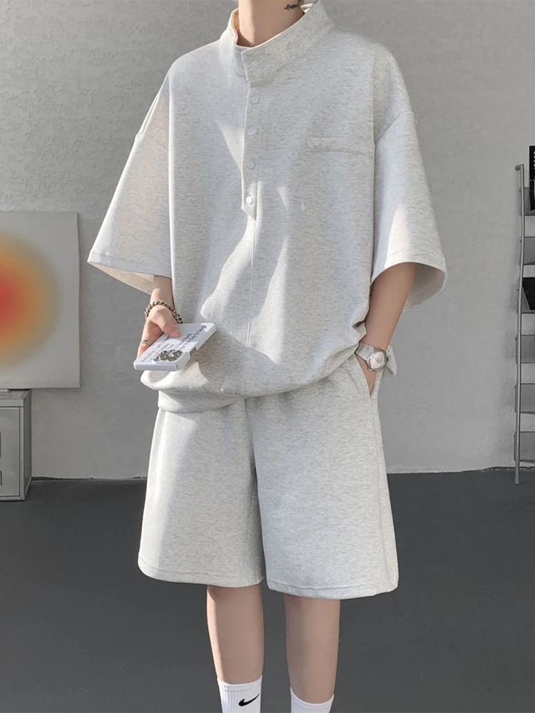 

Новый летний спортивный костюм для мужчин: повседневные свободные шорты и футболка из полиэфирного волокна, подходит для подростков