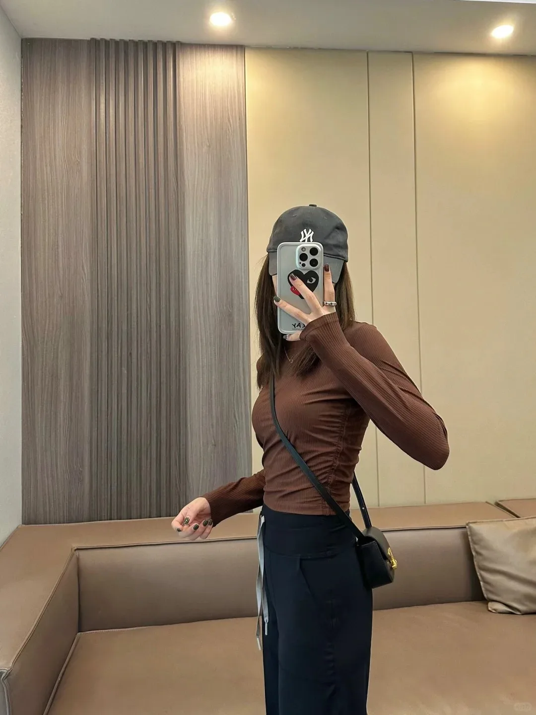 LULU FLORA Ribbed Long-Sleeved Waist-Binding Casual Sports Women's T-Shirt, Slim-Fitting Short High-Waisted Quick-Dry Base Layer