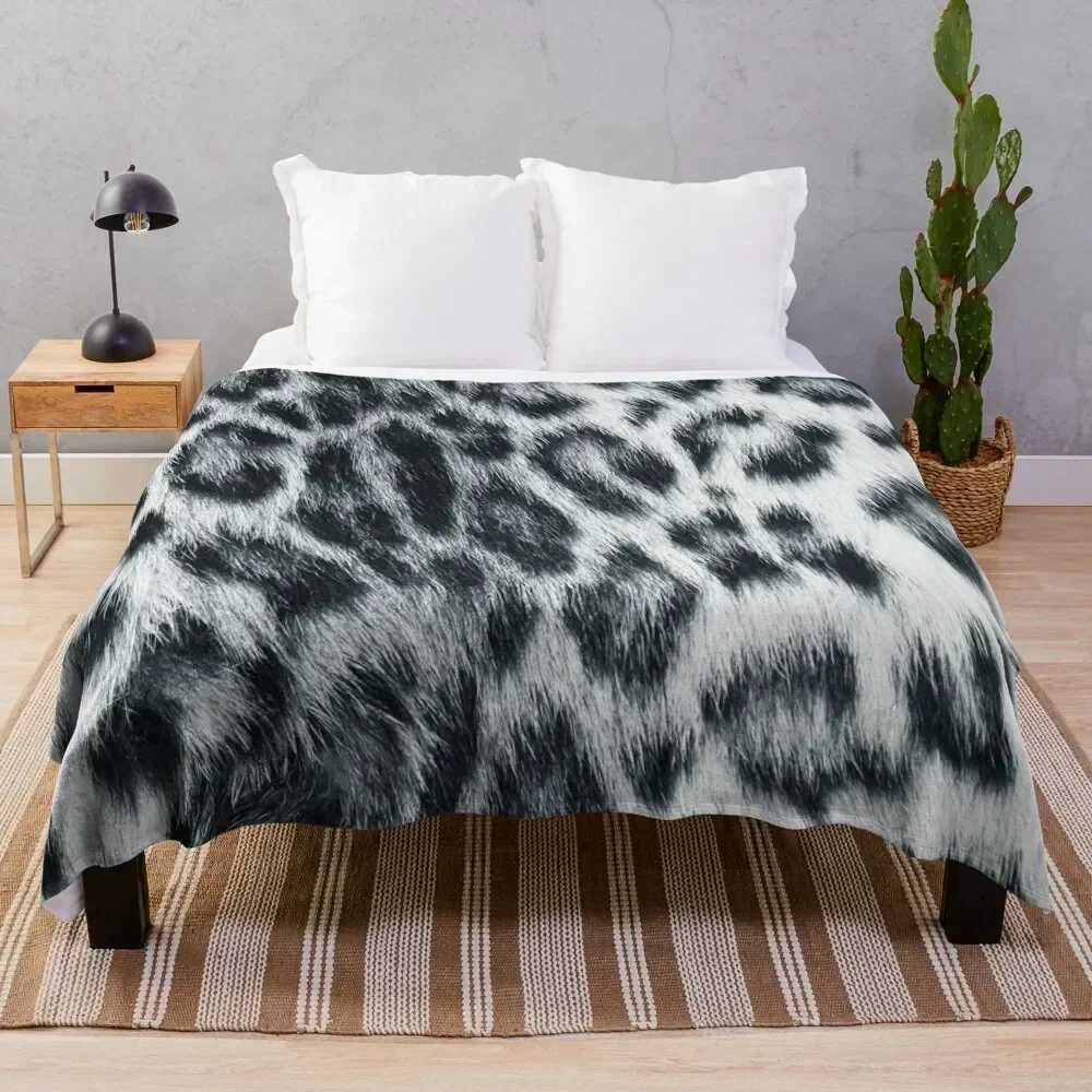 

Snow Leopard Real to Life Print Throw Blanket for babies Single Sofa Throw Flannel Blankets