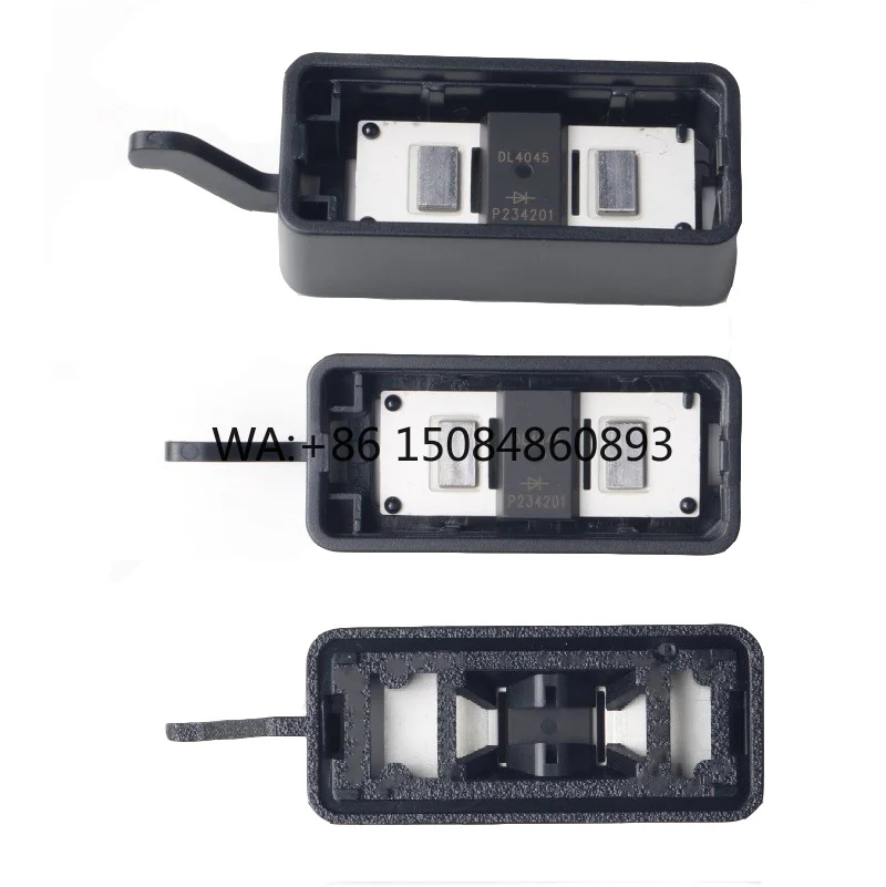 IP68 Waterproof QC4.0 Solar Junction Box 20-35A 1500VDC, Compatible 2.5~6mm² Cable with PV4.0 Plug, Protective Accessories for R