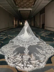 Romantic Lace Wedding Veil 1 Tier Bridal Veil with Metal Comb Cathedral Veil with Soft Tulle Off White Wedding Accessories MM