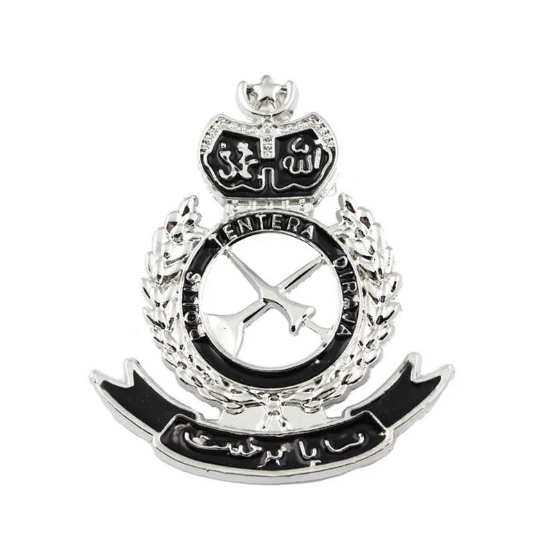 Fashionable British retro hot selling personalized shoulder badges, alloy chest badges, brooches, chest badges