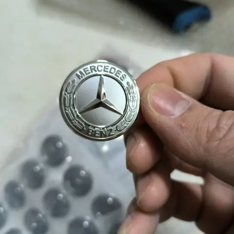 메르세데스 벤츠 AMG GLC C CLA GLA W205 W211 W213 W212 W204 용 29mm 자동차 중앙 제어 멀티미디어 버튼 커버 트림 노브 스티커
