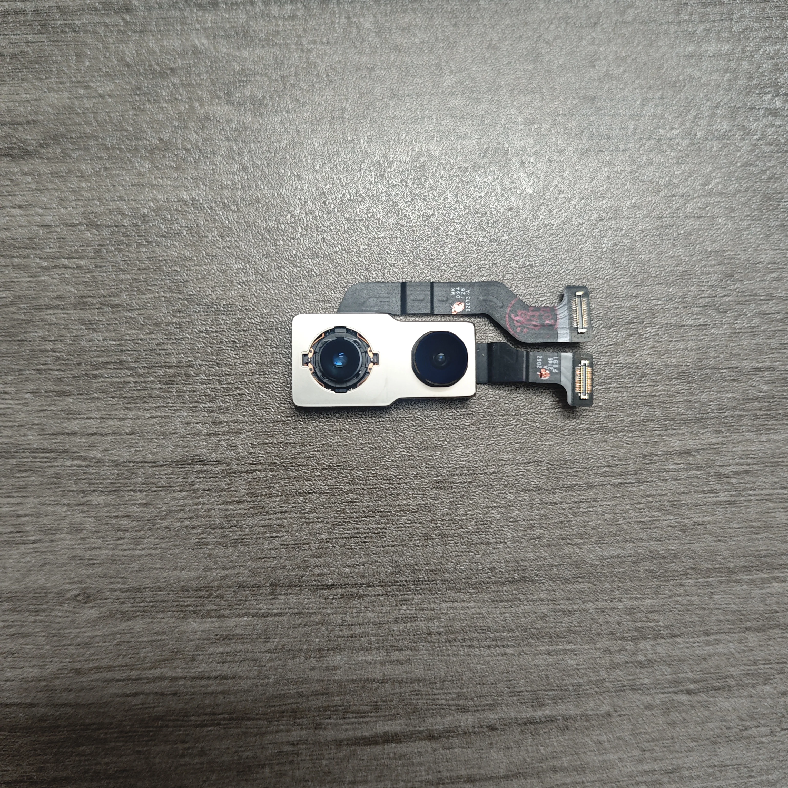 

Original Dual Rear Camera Module for iPhone 11 – Wide + Ultra Wide HD Camera Replacement with Flex Cable for A2111 A2221 A2223