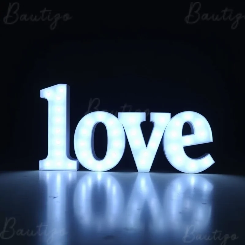 Huruf Tanda Logam 3D Lampu Depan LED Kustom Untuk Bisnis Etalase Tampilan Papan Iklan Menyala Tahan Air