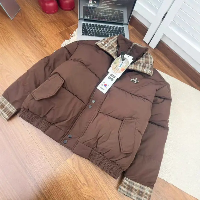 ゆったりとしたチェック柄の綿ジャケット、二重層、トレンディなブランド、冬の女性用、新しいスレブレッドカラーデザイン、センスのあるスプライシング