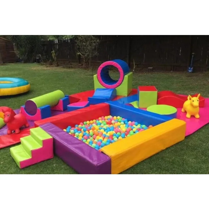 子供の誕生日パーティー、遊園地、幼児向け室内用小型ソフトプレイ遊具に人気のビニールフォーム製ソフトプレイグラウンド
