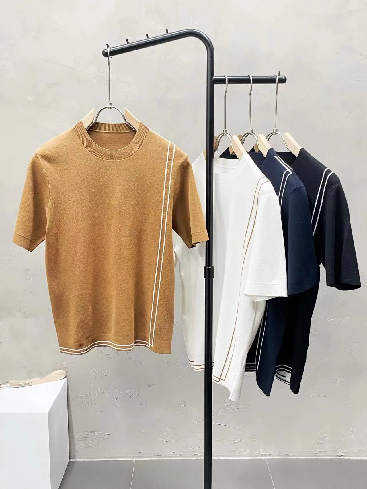 Early autumn new wool and silk blended round neck men's lp short sleeved casual knitted sweater