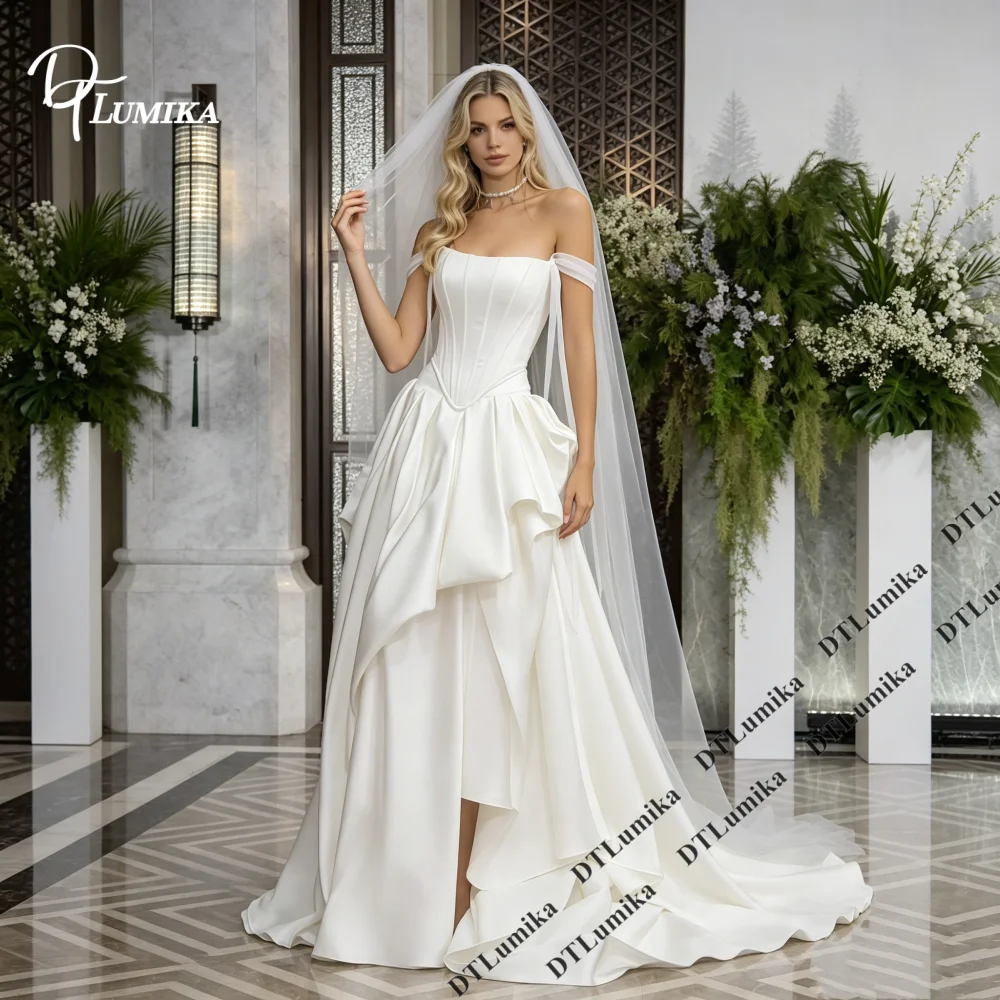 Modern Minimalist Off-Shoulder Satin Bride Dress Layered Ruffle Skirt Customized Wedding Dresses Sleek High-End Bridal Gown