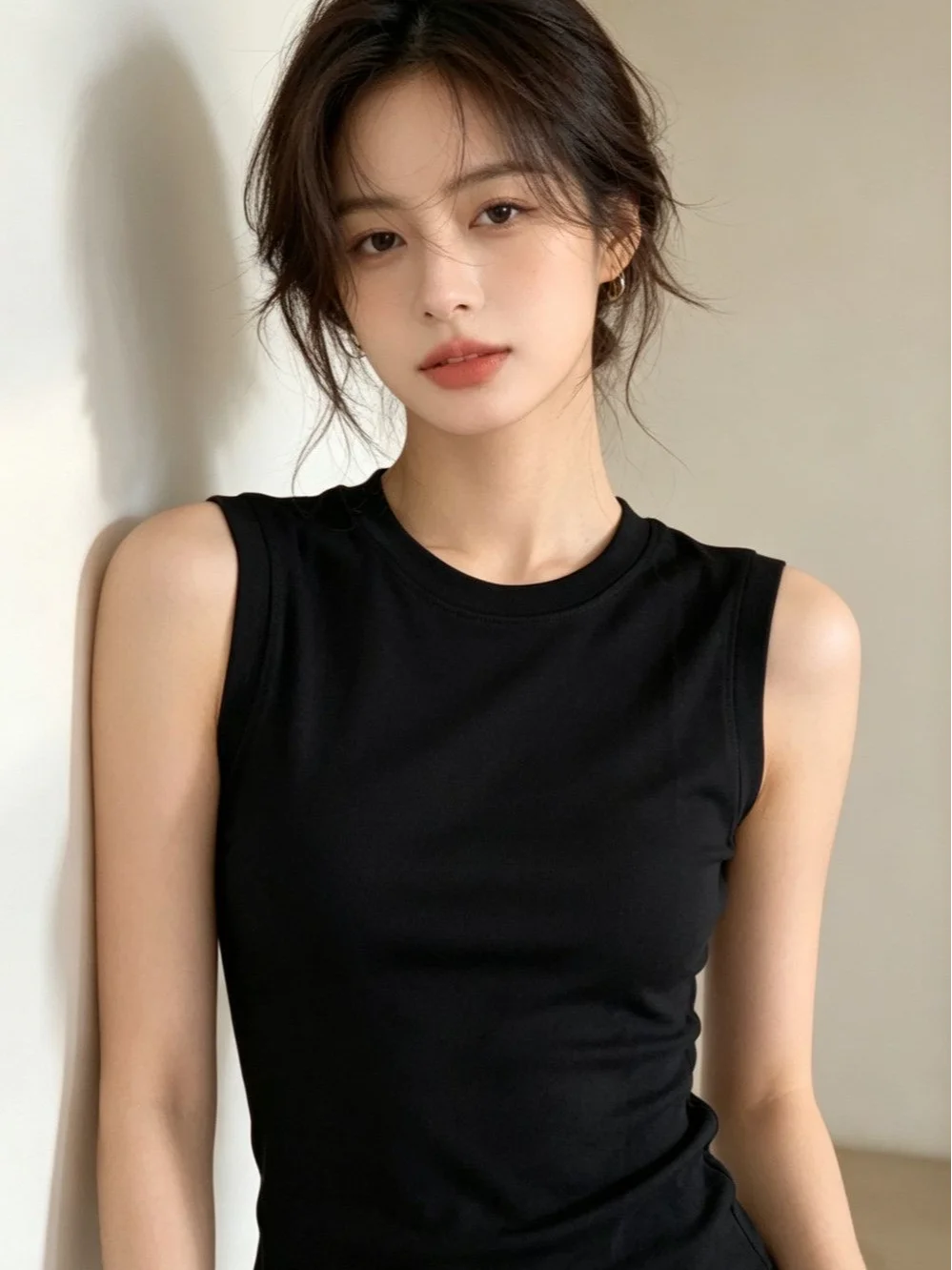 Women's Slim Fit round Neck Strap Vest 95 Cotton Sleeveless Summer Top Base Layer T-Shirt Casual Comfortable Underwear