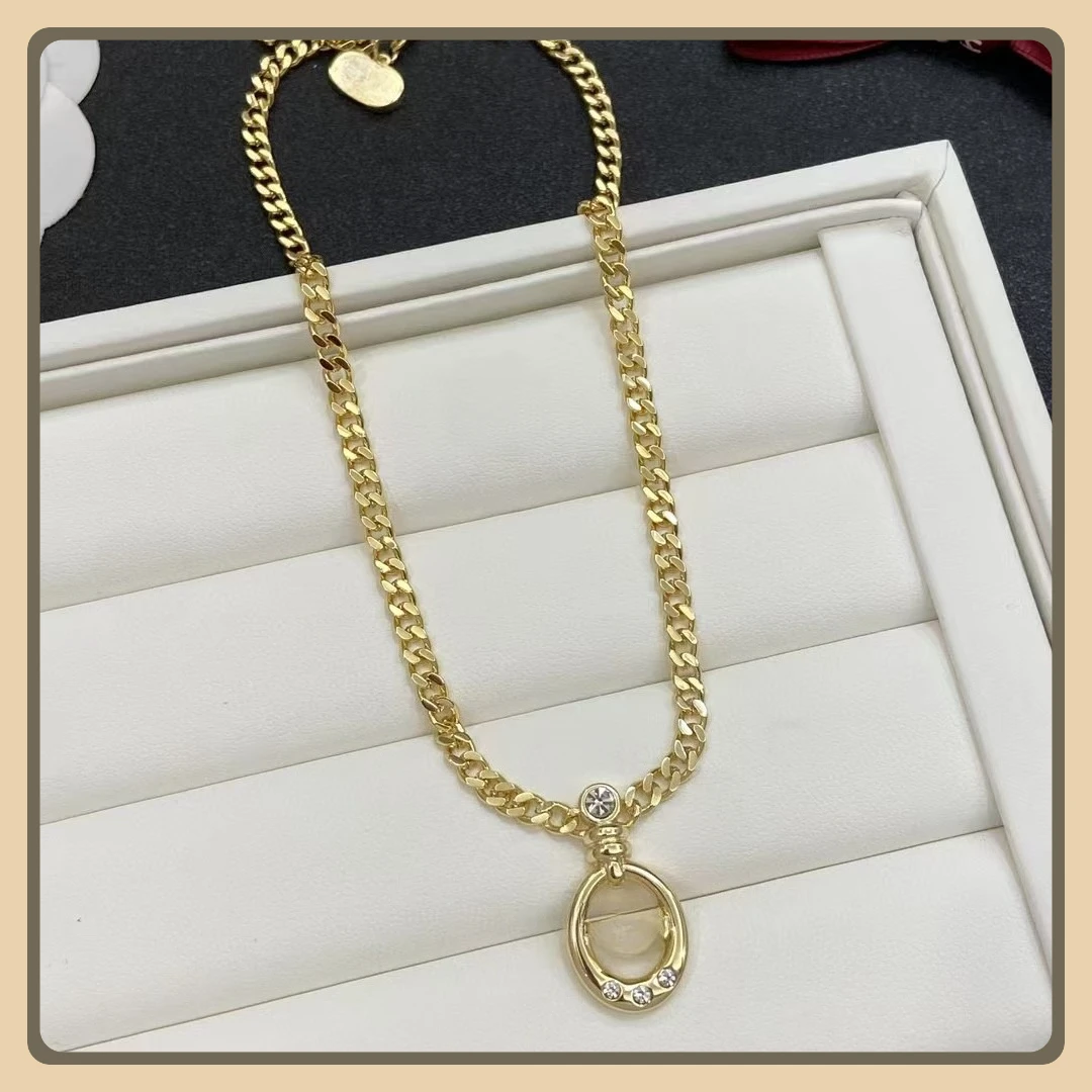 

Round Pendant Diamond Designer Stud Earings Earrings for Women Earring Jewelry for Women for Girl Gift