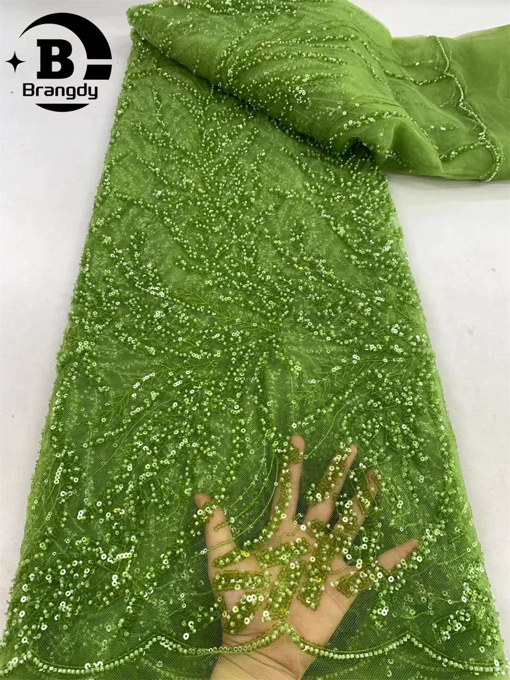 

2024 Green African Luxury Beaded Tulle Lace Fabric Fashion French Sequin Embroidered fabric Women's Christmas Party Dress Size 5