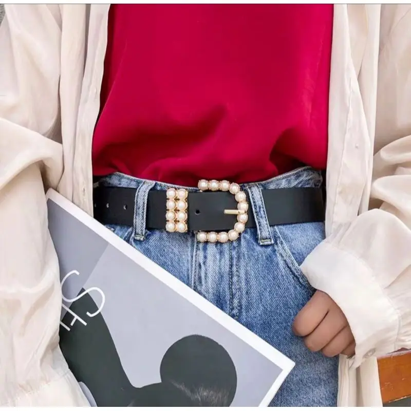 High-end women's belt with pearl buckle, elegant, sweet, fashionable, and youthful, versatile basic style women's belt