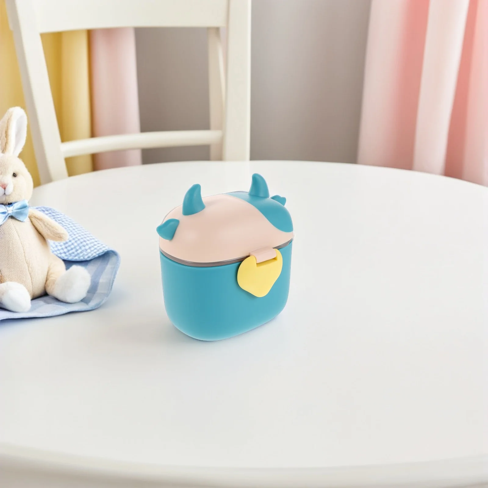 

Portable Formula Container with Handle Moistureproof Airtight Design for Easy Singlehanded Operation and Travel