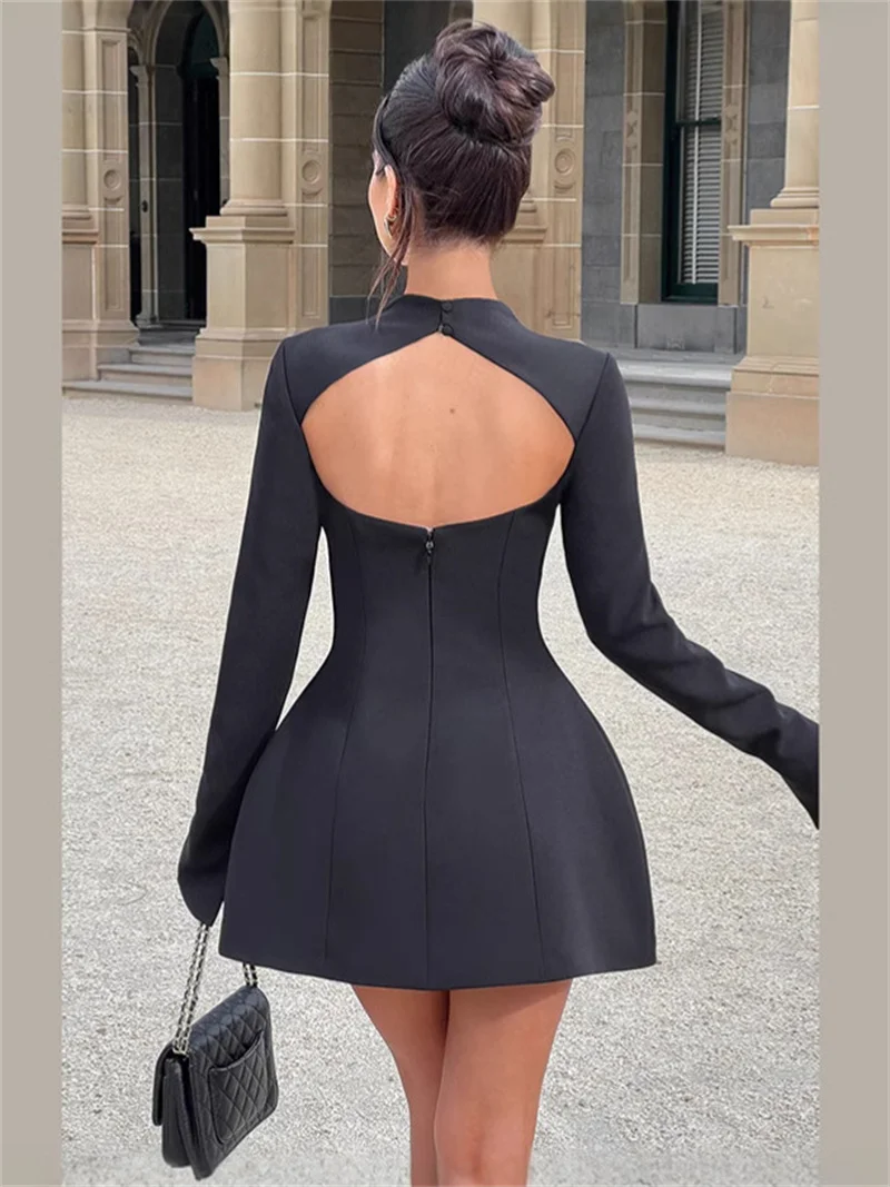 الخريف عارية الذراعين Bodycon قصيرة مثير ألف خط فستان أنيق للنساء ملهى ليلي فستان حفلة صغيرة طويلة الأكمام فستان أبيض Vestidos