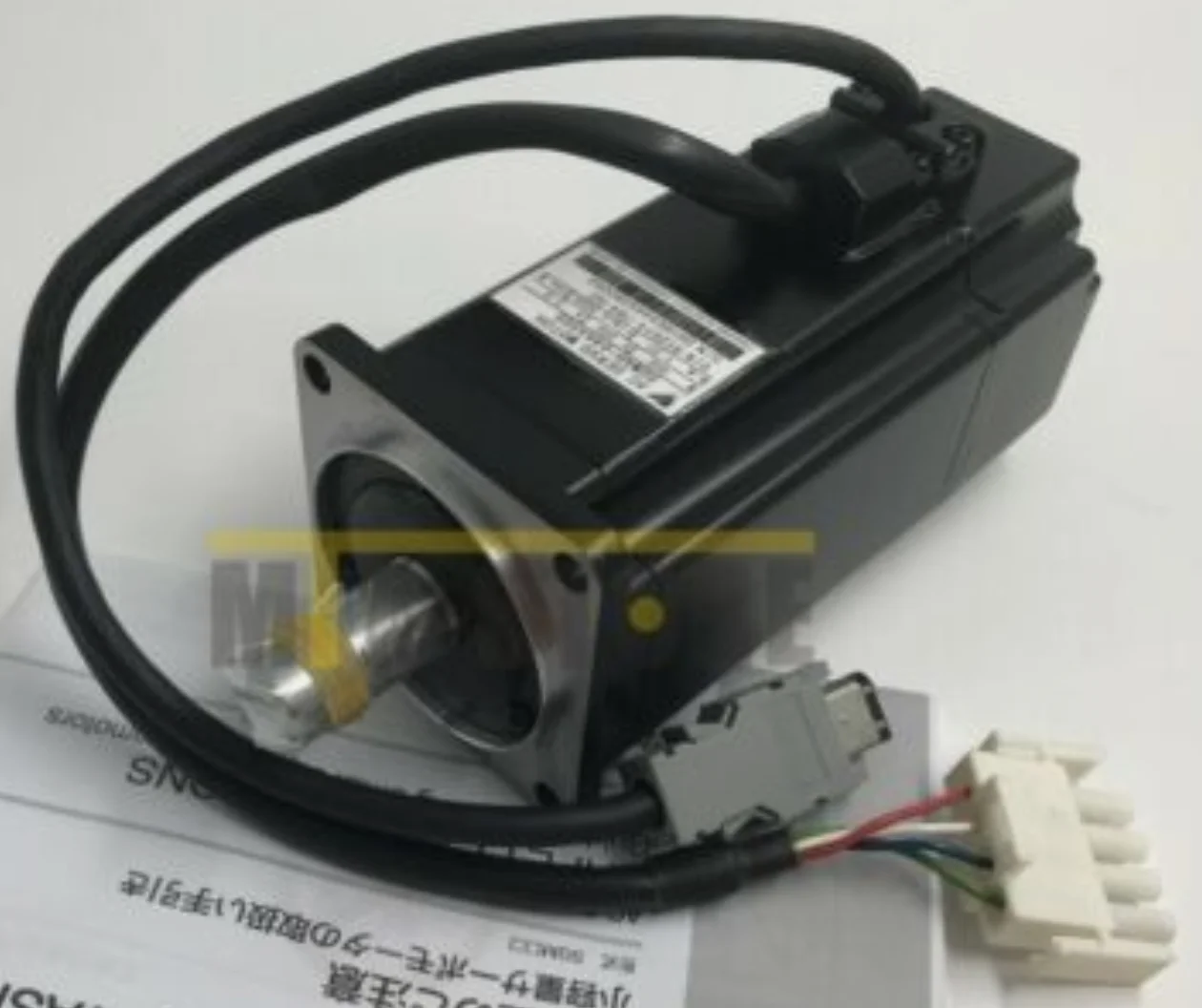 

Серводвигатель SGMAH-04AAA6S, новый, SGMAH 04AAA6S, быстрая доставка