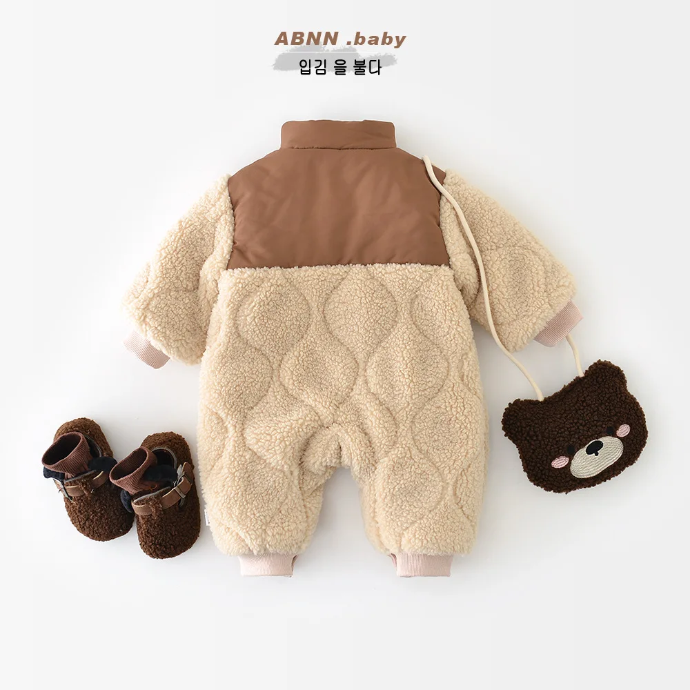 بدلة أطفال شتوية جديدة لعام 2025 بأكمام طويلة رومبير دافئ بالإضافة إلى مخمل سميك للأطفال الرضع والأولاد والبنات بدلة قفز من الصوف للأطفال الصغار #3