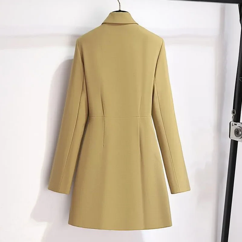 بدلة نسائية Vestidos 2025 ربيع الخريف تصميم جديد تحسس الراقية مزاجه تنورة الإناث السترة أنيقة السيدات الطيات فستان