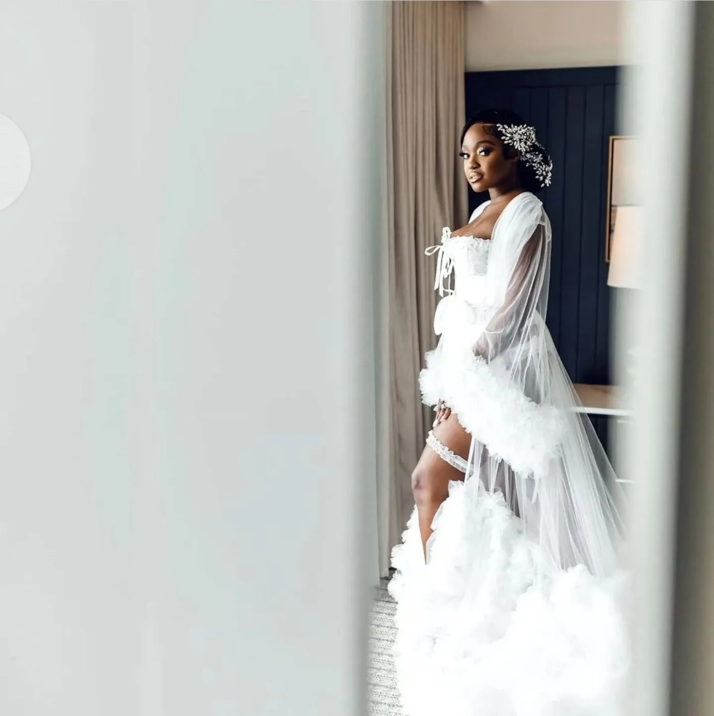 White Tulle Bridal Robes Women Nightgowns Lace Wedding Pajamas Front Split Floor Length Customized Bridal Boudoir Robes