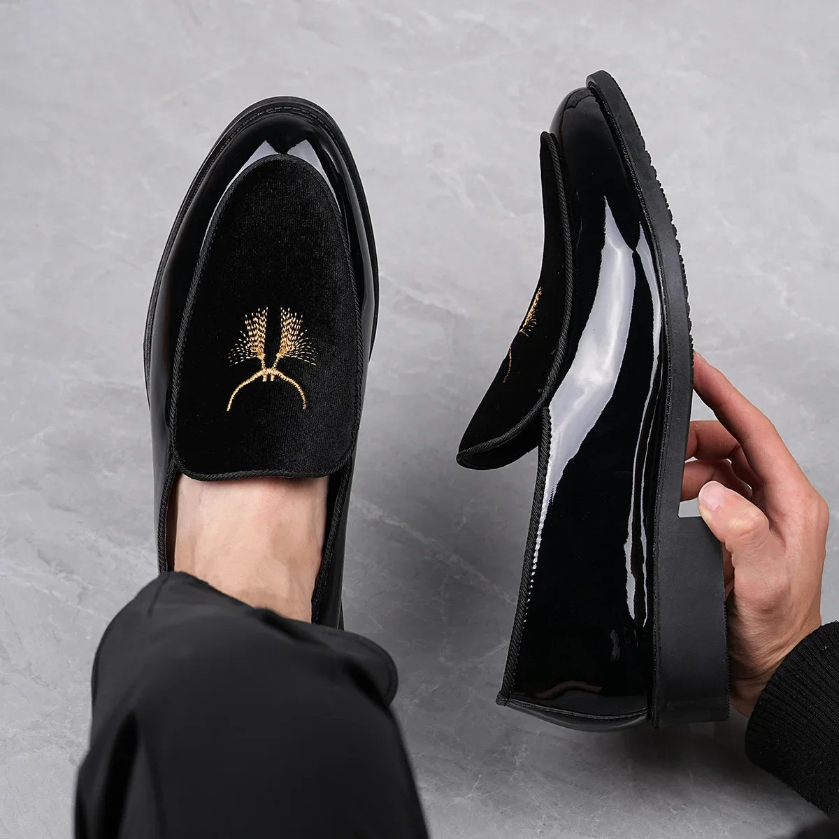 Men’s Formal Shoes Comfortable Trendy Loafers Suitable for Business, Office, Evening Events Weddings Men’s loafers