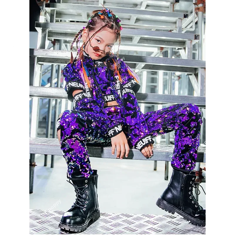 子供のためのヒップホップダンスセット,ストリートパフォーマンスの服,ジャズの衣装,ステージダンスの服,フレアスリーブの服,女の子のための紫色のスパンコール