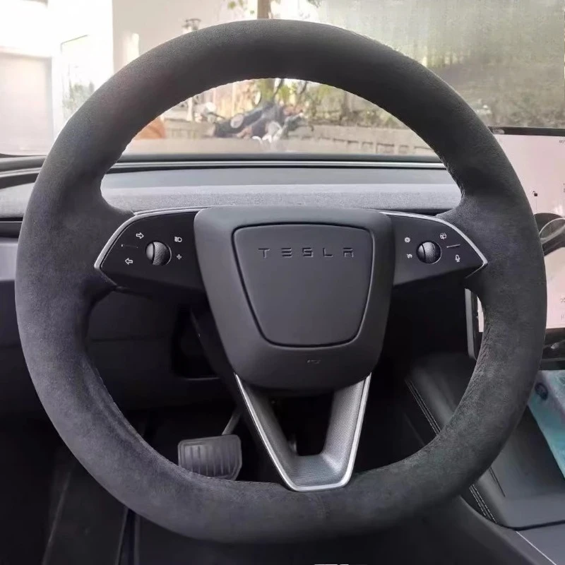 

DIY Hand-Stitched Non-Slip wear resistant Suede Car Steering Wheel Cover For Tesla New Model 3 Highland 2024