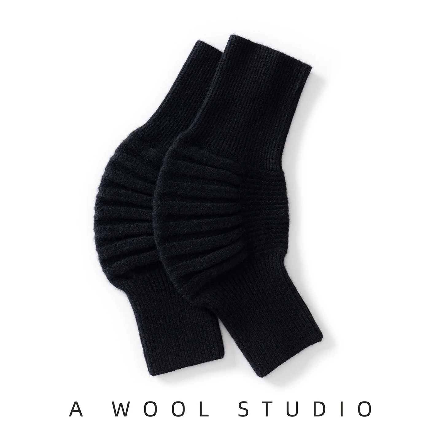 Рисунок 5 - Эргономичные 100% шерстяные наколенники унисекс