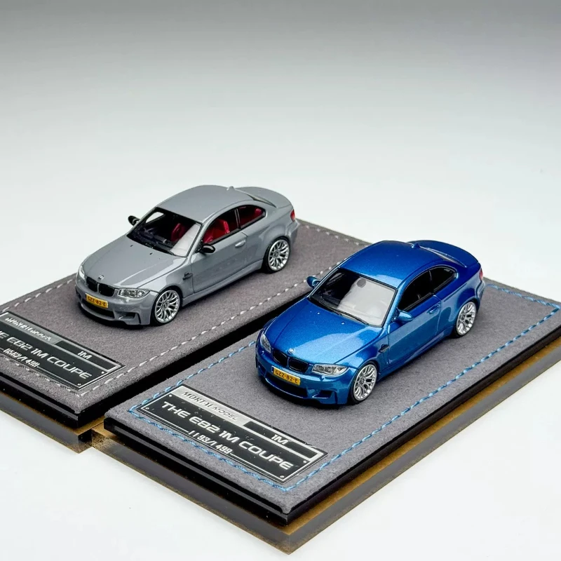 In stock 1: 64 new item 1M Coupe E82 alloy die-cast static car model, limited edition, gift, high-end decorative item