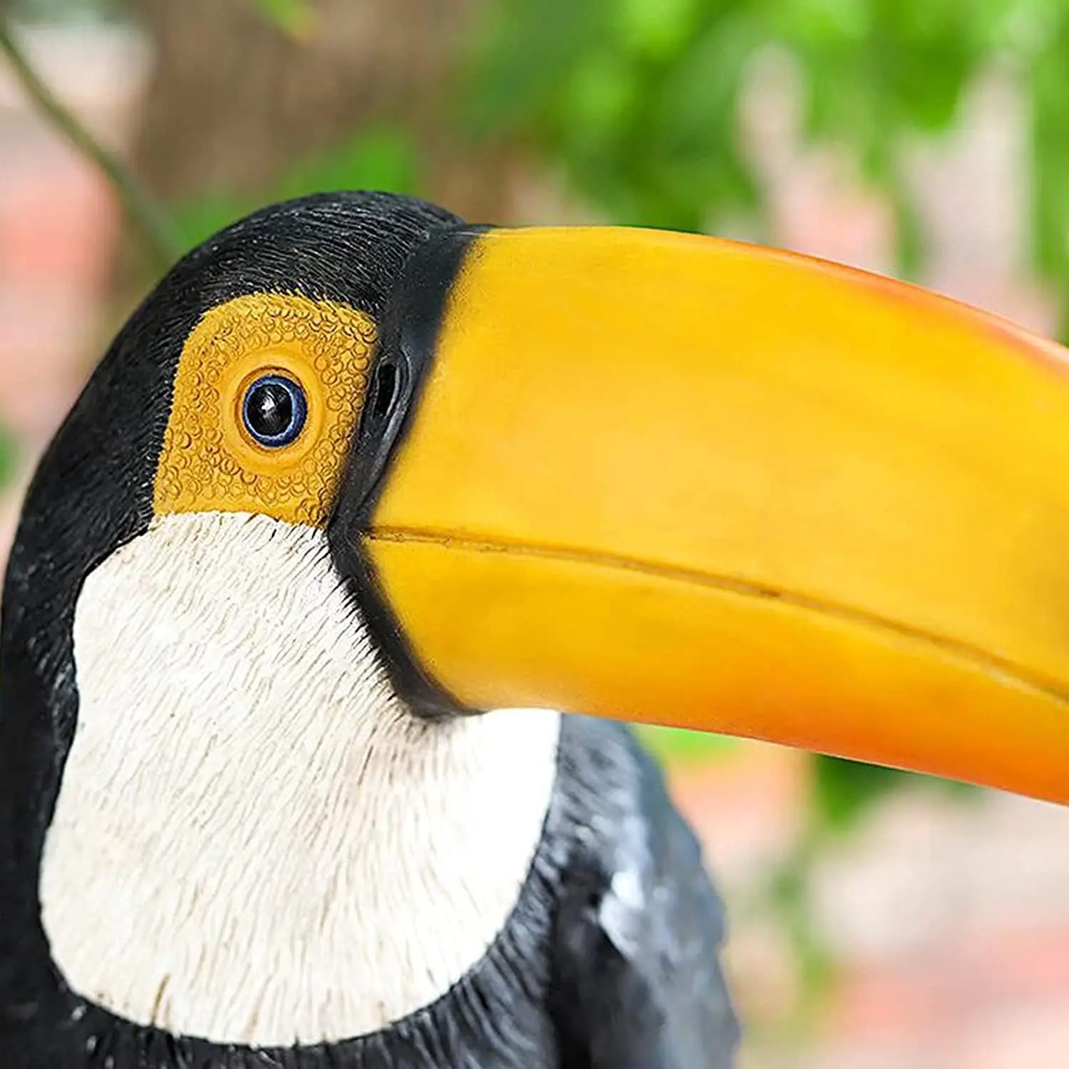 Toucan Figurine for Garden Decor-Resin Toucan Sculpture Tropical Bird Toucan Tree Pendant Lawn Decorative Sculpture