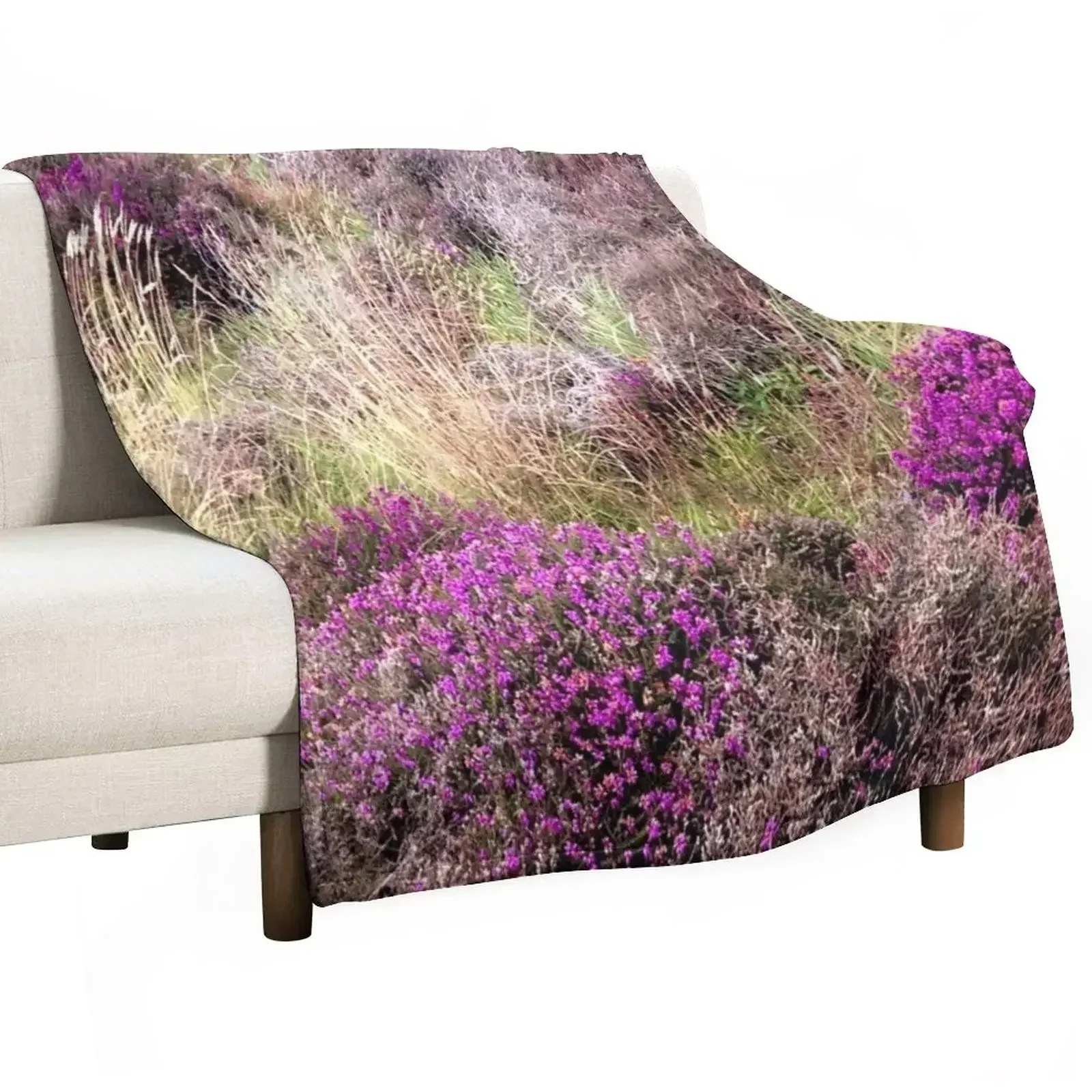 

Heather in Scotland Throw Blanket Moving Decorative Sofa Bed linens Blankets