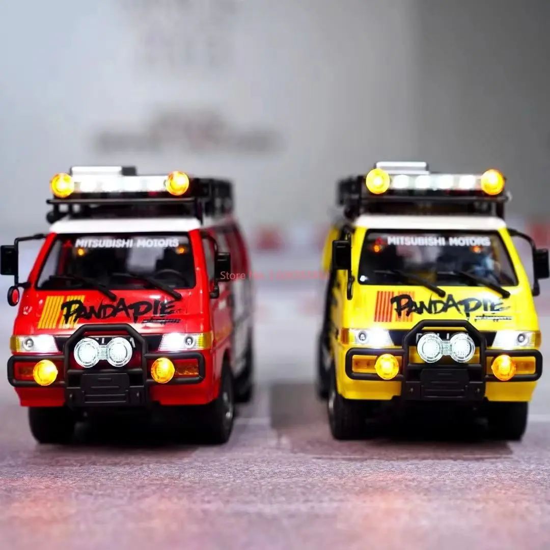 JXC DELICA 1/24 Carro de pão versão 4WD simulação modelo elétrico carro rock brinquedos para adultos e crianças