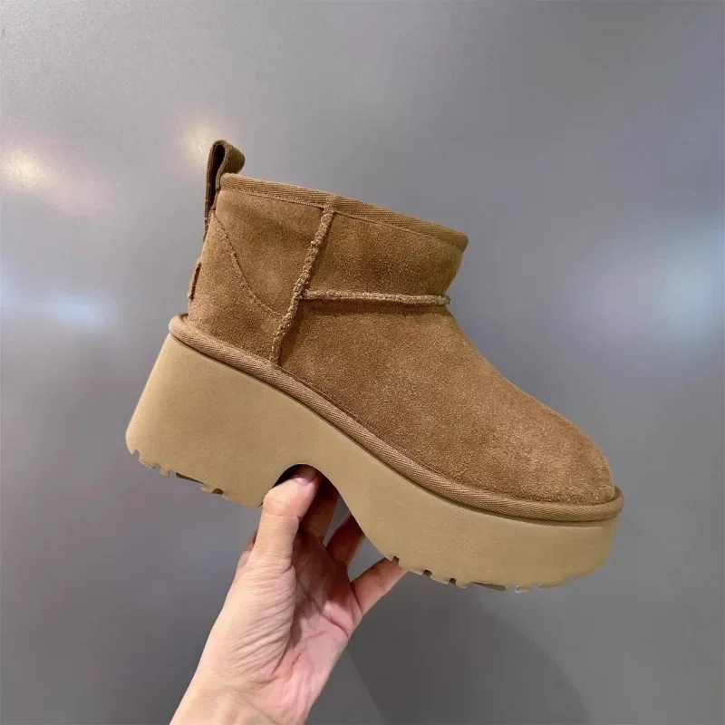 Chaussures pour femmes Semelle épaisse Nouvelle Robe D'hiver Casual Mode Talons Hauts Dame De Luxe Courte Fourrure Confort Bottes De Neige Femmes Sneakers