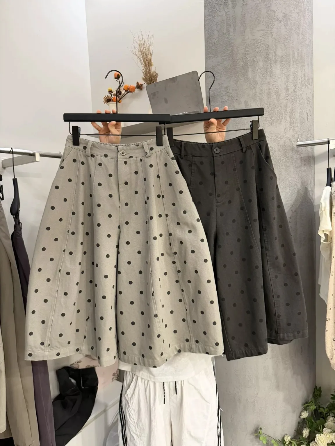 Authentic High Waist Wide Leg Seven-Foot Casual Pants Retro Style Versatile Autumn 2026 Ladies Cotton Polyester Blend