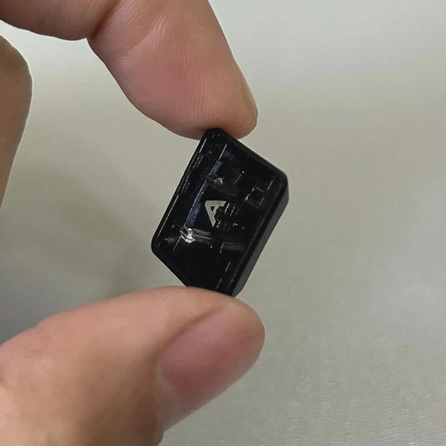 Thickened version is suitable for Logitech 915 G913 G913TKL Transparent Double Plot Game Mechanical Keyboard Keycap