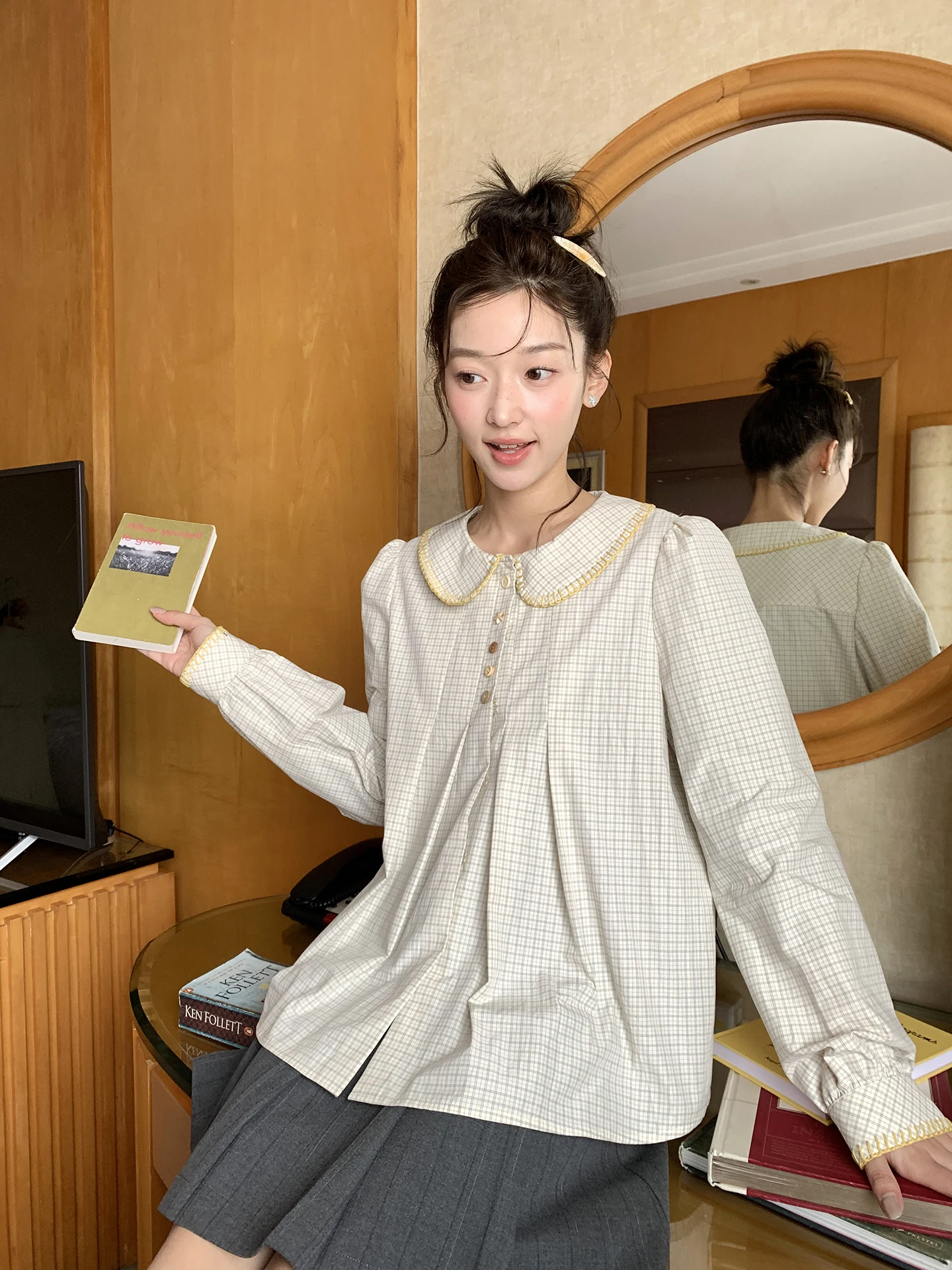 

New Arrival Jiang Jam Polka Dot Gingham irt Women's Puff Sve Button Detail Cotton Polyester Blend Vintage Sle irt