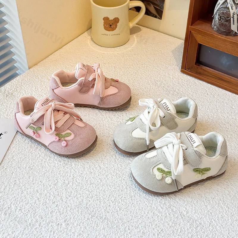 

Sweet Girl's Sneakers 2026 New Children Fashion Sports Shoes Lightweight Versatile Kids Causal Princess Shoes School Sneakers