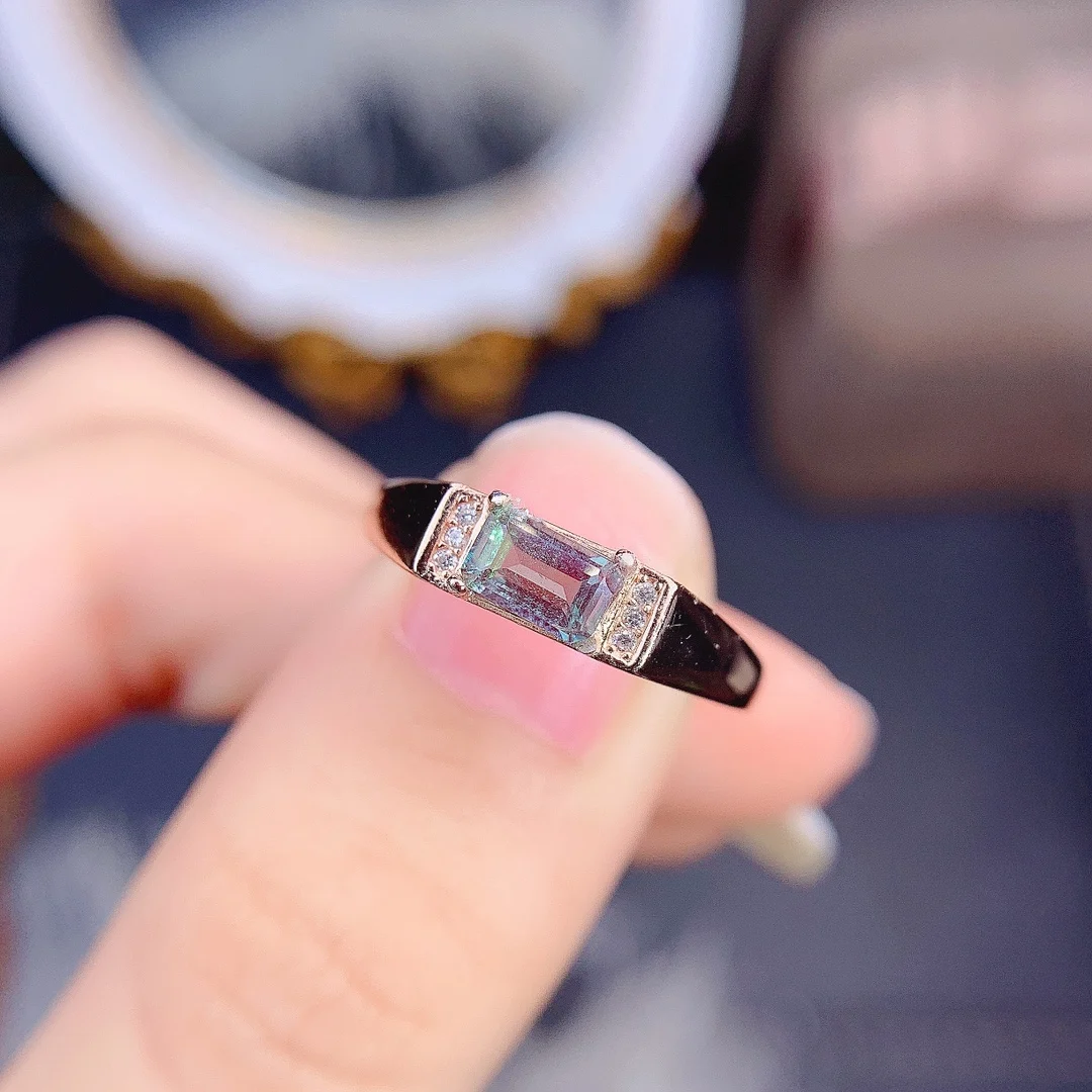 Emerald Cut 4x6mm Alexandrite Gemstone Ring for Women Solid 925 Sterling Silver Ring Lab grown stone for Engagement