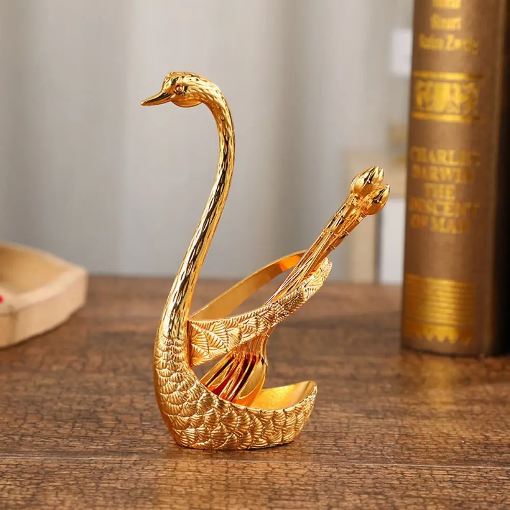 Elegant Swan Tableware Set 5