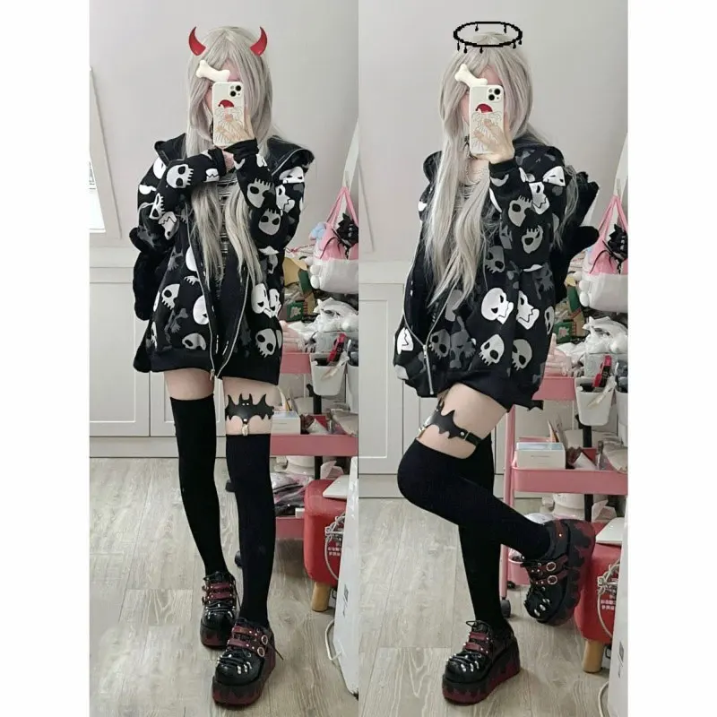 Spring Style Niche Street Fashion Trend Couple's New Skull Print Hoodie Long Sleeved Loose Casual Outdoor Series Hoodie