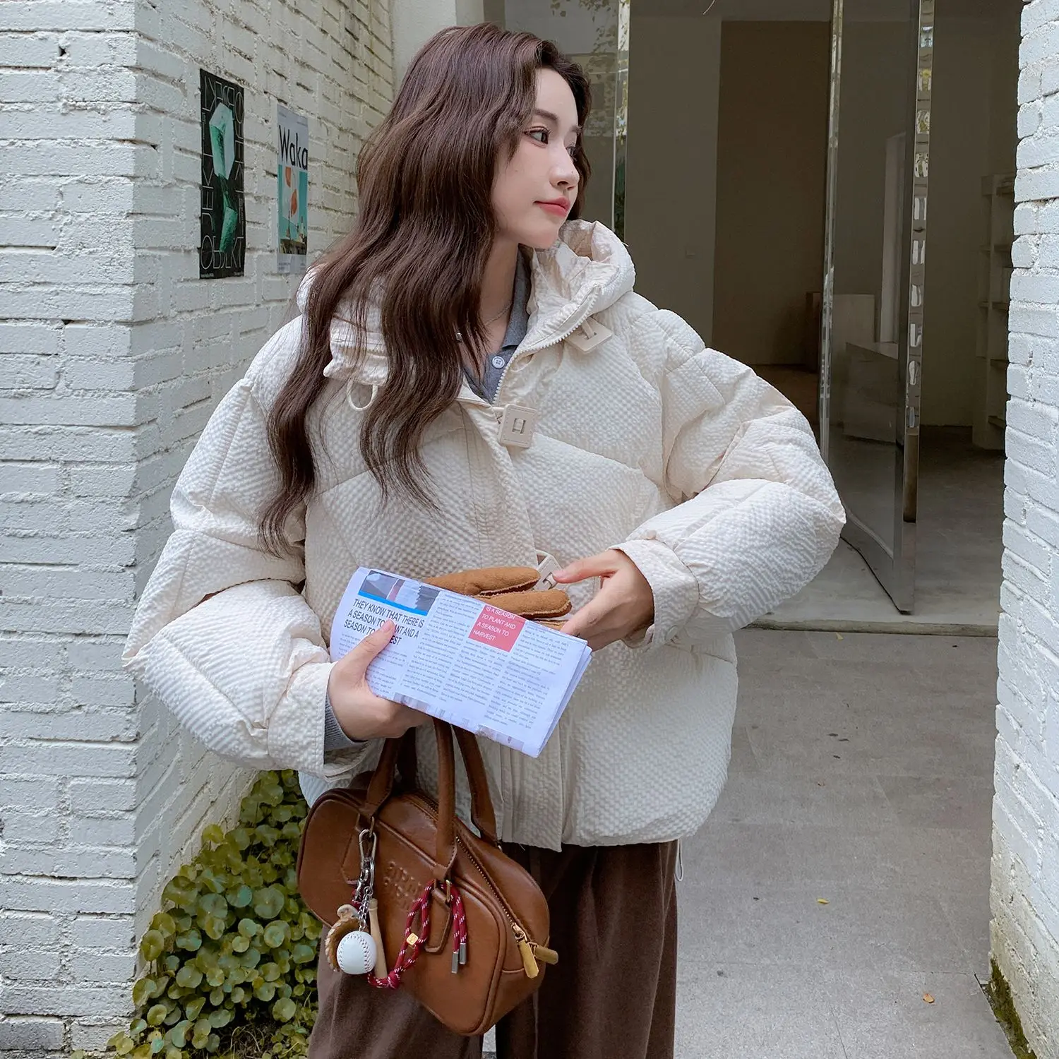 سترات باركاس للسيدات والفتيات قصيرة للخريف قابلة للتعديل مبطنة بالقطن الحيوي بجيب مزدوج على شكل حرف a حجب بيج مرن للرياضة