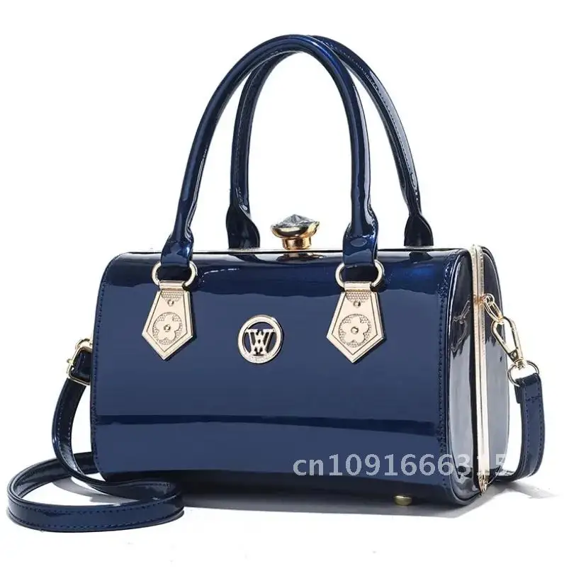 2023 Luxury Patent Leather Women'S Bags Europe Diamond Ladies Handbags Bright Shoulder Bag Famous Brand Ladies Wedding Party Bag