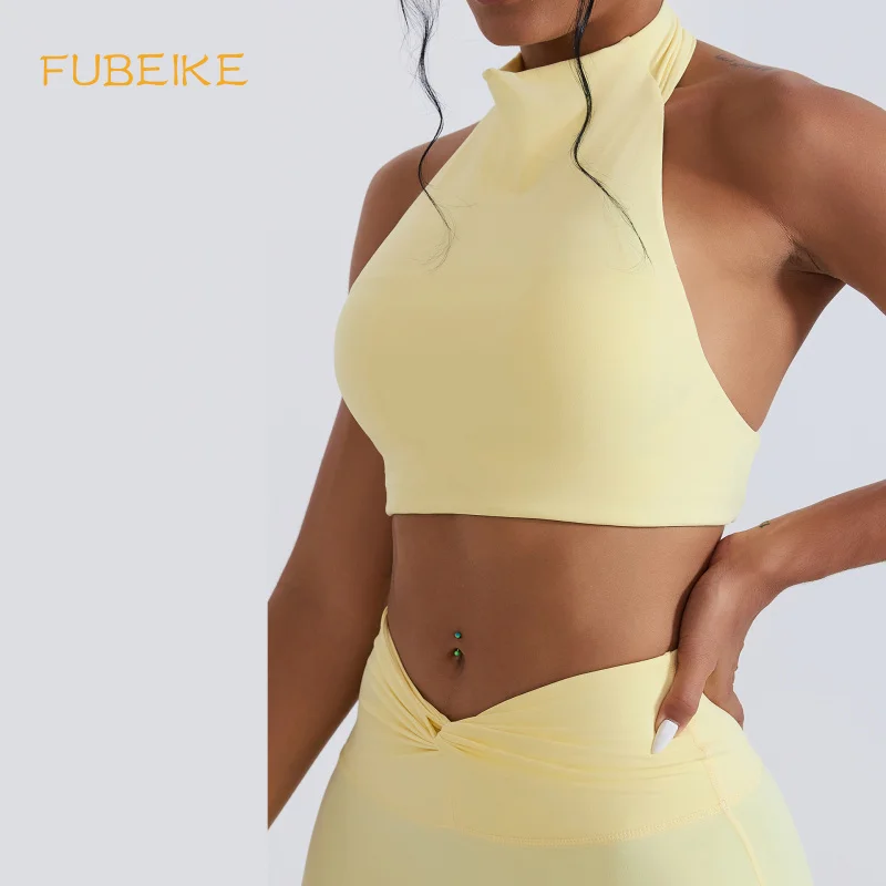 FUBEIKE عالية الرقبة اليوغا عارية يشعر الجمال الظهر سترة مع منصات الصدر عارضة اللياقة البدنية الرياضة الصدرية ضيقة للصدمات أعلى