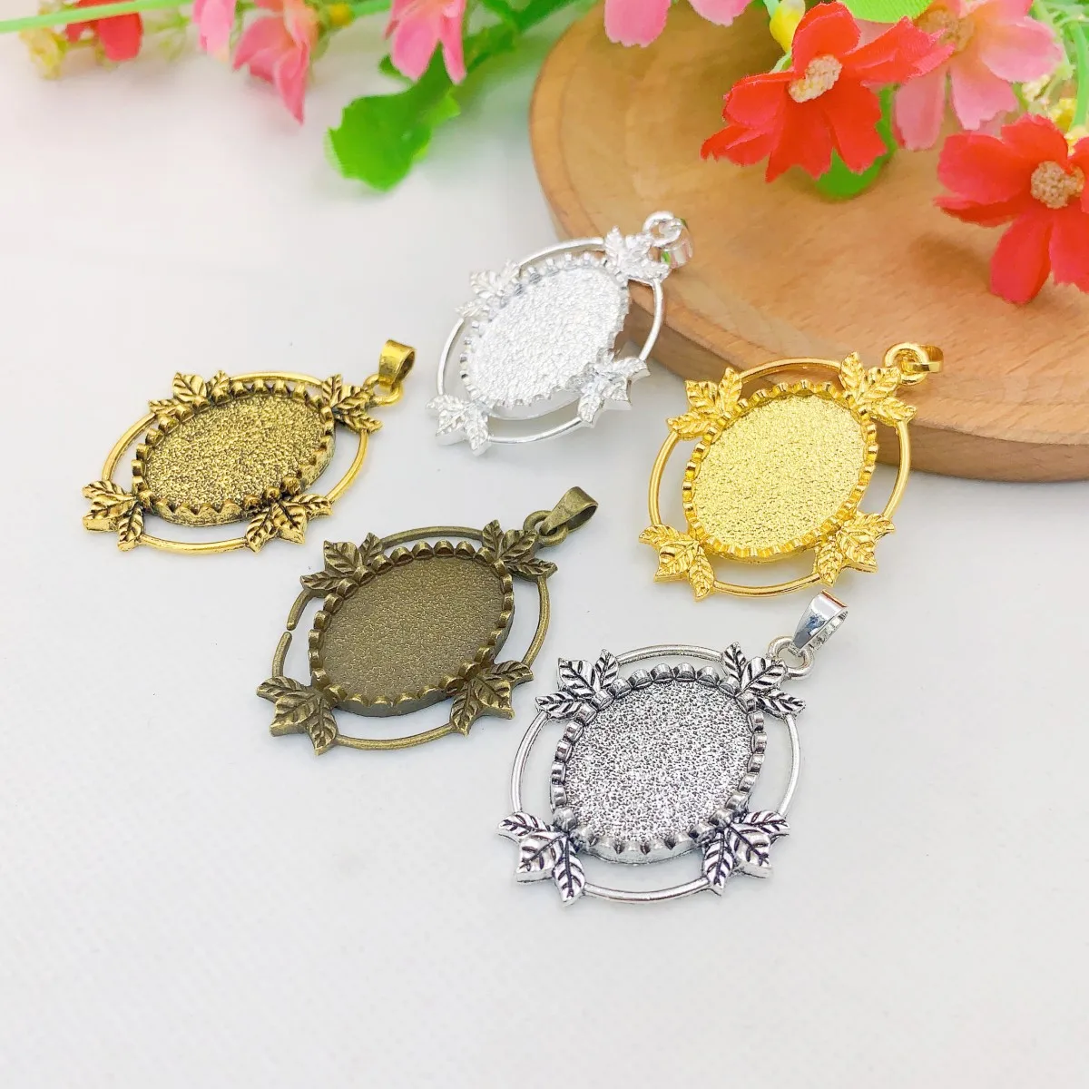 

Onebeading Fit 18x25mm Oval Cabochons Frame Bezel Settings Blank Tray For DIY Bracelet Making 5pcs K05422