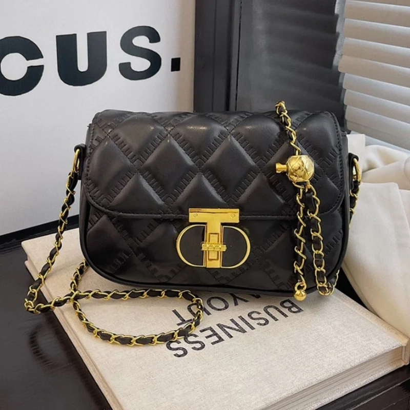 

Ретро-сумочка: оригинальная модная женская сумка через плечо, нишевая модель, сумка на плечо, элегантная сумка, сумка-багет, кроссбоди.