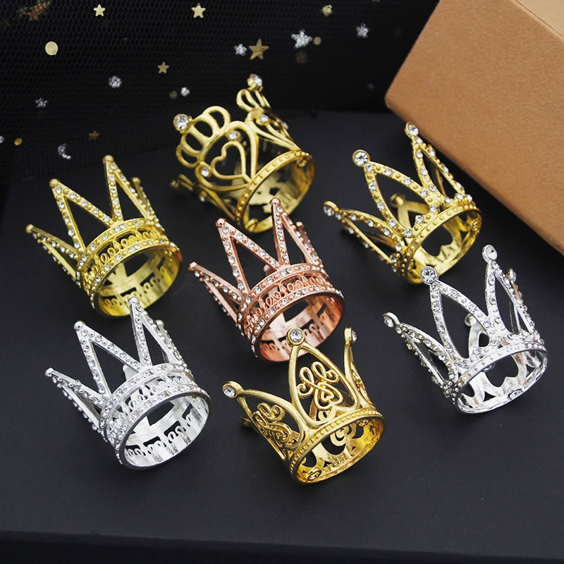 Metal Small Crown for Kids Prom Birthday Royal Diadem Girls Tiaras and Crowns Jewelry Party Prom Little Crown Cake Decoration